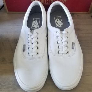 Mens white VANS ERA canvas shoes size 10